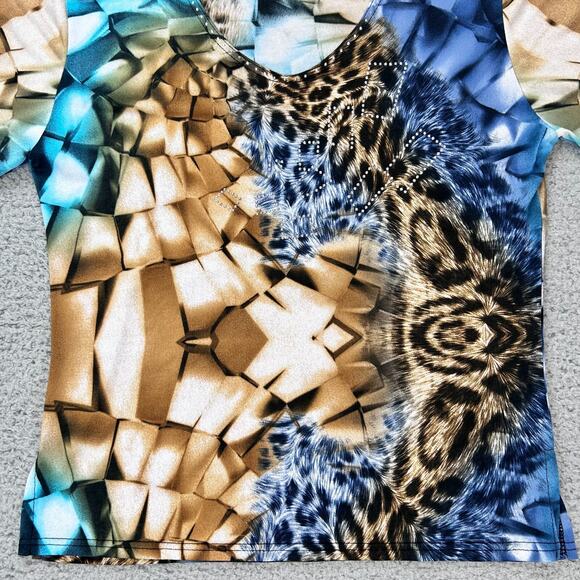 Valentina Blouse Pullover Geometric and Animal Shapes Size Medium 3/4 Sleeve - Picture 4 of 9